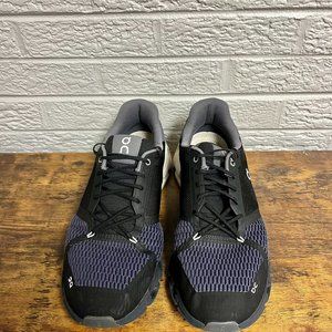 On Cloud Flow Running Shoe size 14